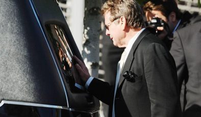 Ünlü oyuncu ebedi aşkının yanına gömüldü: Herkesi ayıran ölüm onları kavuşturdu   