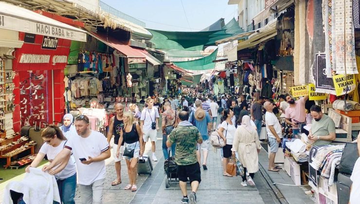 Vize muafiyeti turizmi yarı yarıya artırır