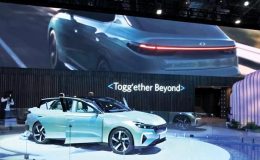 Bakan Kacır yerli otomobilin yol haritasını anlattı: Togg’un sedan modeli Las Vegas’ta tanıtıldı