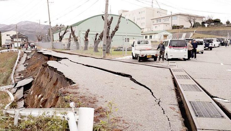 Japonya hazırlıklı yakalandı! 7.6’lık deprem ve tsunami