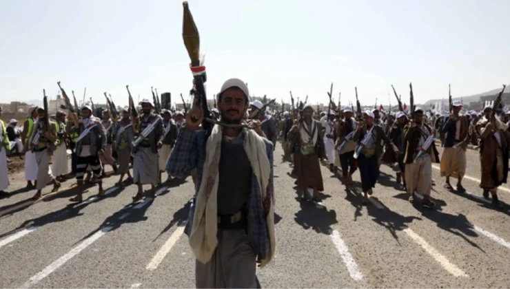 Yemenli Husiler ABD’ye Karşı Savaşa Hazırlanıyor