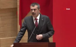 Bakan Tekin’den eğitimcilere: ‘Biz bütün kararlarımızı sizlerle alıyoruz’