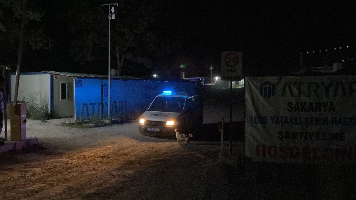 Sakarya Şehir Hastanesi İnşaatında Göçük: 13 İşçi Yaralandı