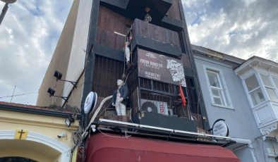 İzmir’deki parçalanmış kadın vücudu maketlerine polis müdahale etti