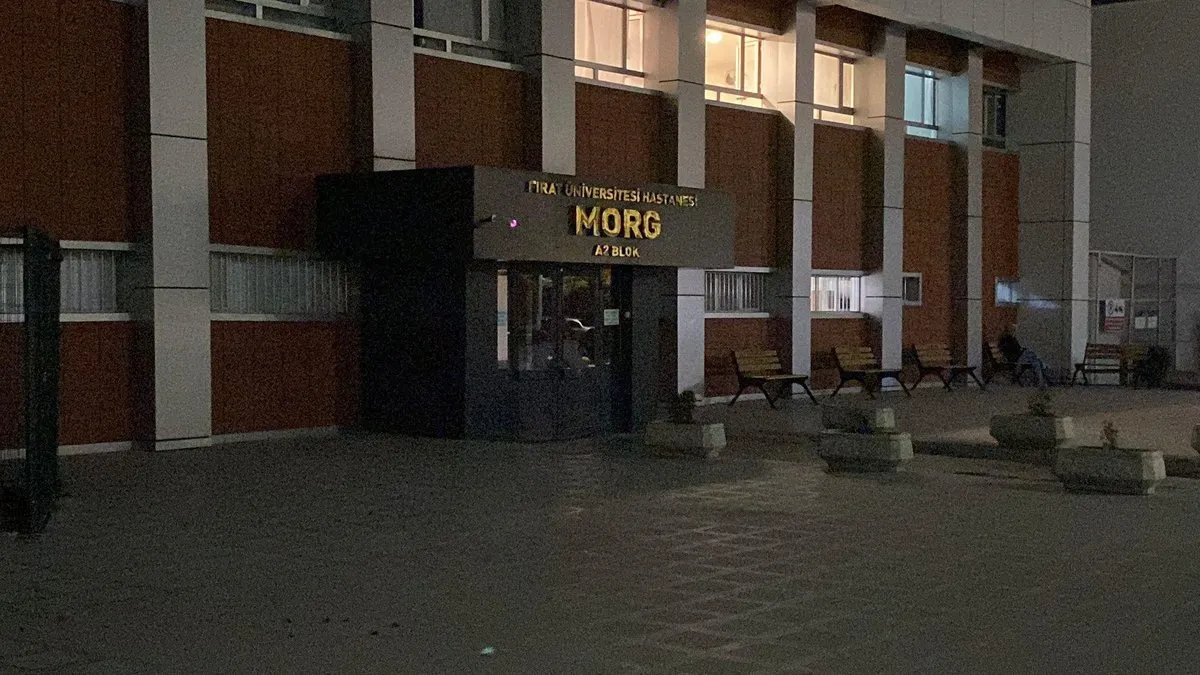 Asansör boşluğuna düşen işçi hayatını kaybetti