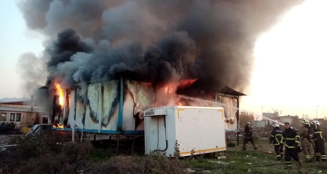 Hatay’da konteyner yangını