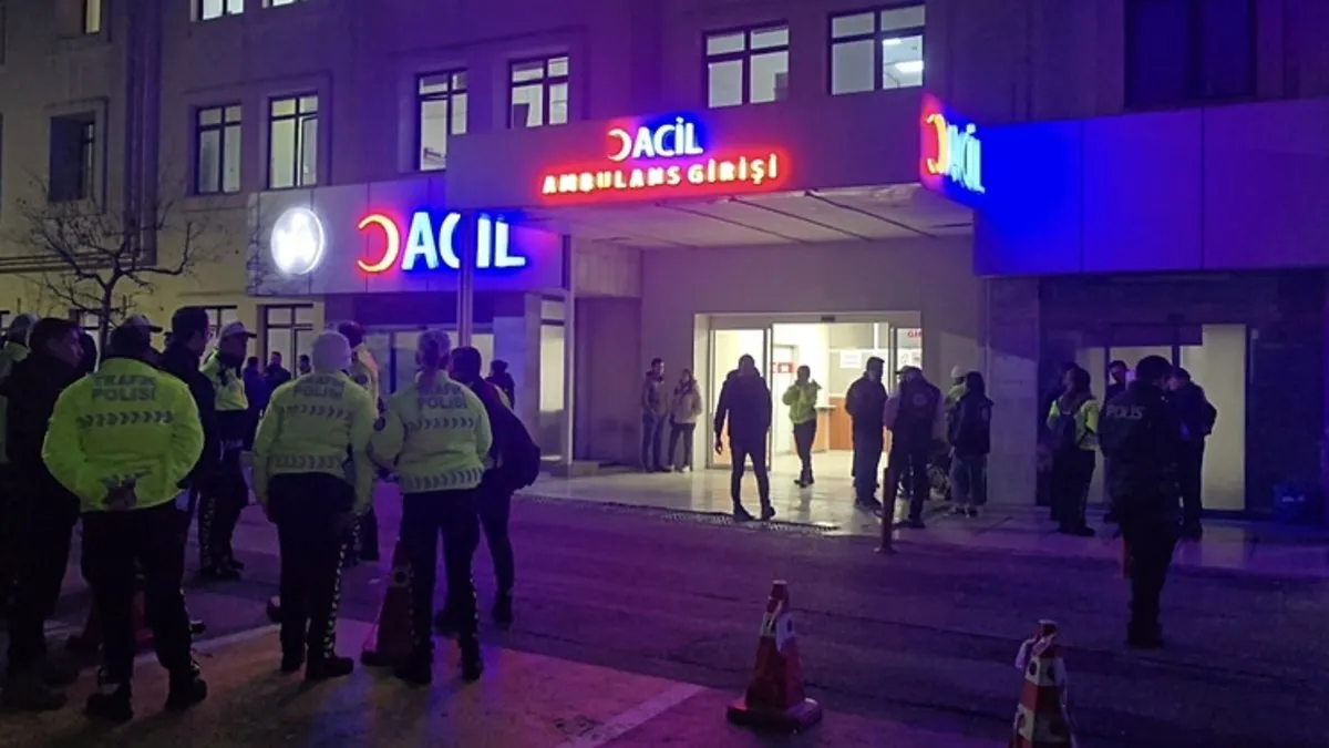 Kazaya müdahale etmek için giden polis memuruna çarptı: Ağır yaralandı!