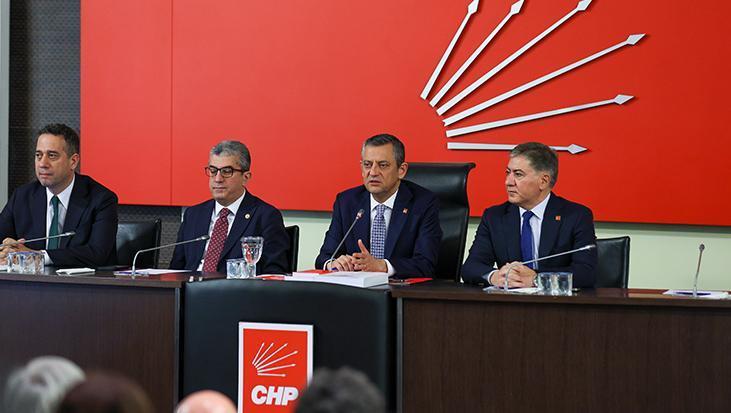 CHP’de ön seçim hazırlığı! Özgür Özel, milletvekilleri ile bir araya geldi