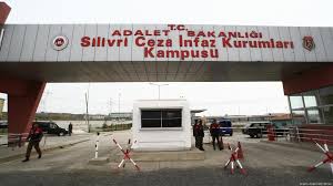 **Silivri Cezaevi’nde Büyük İsyan Çıktı**