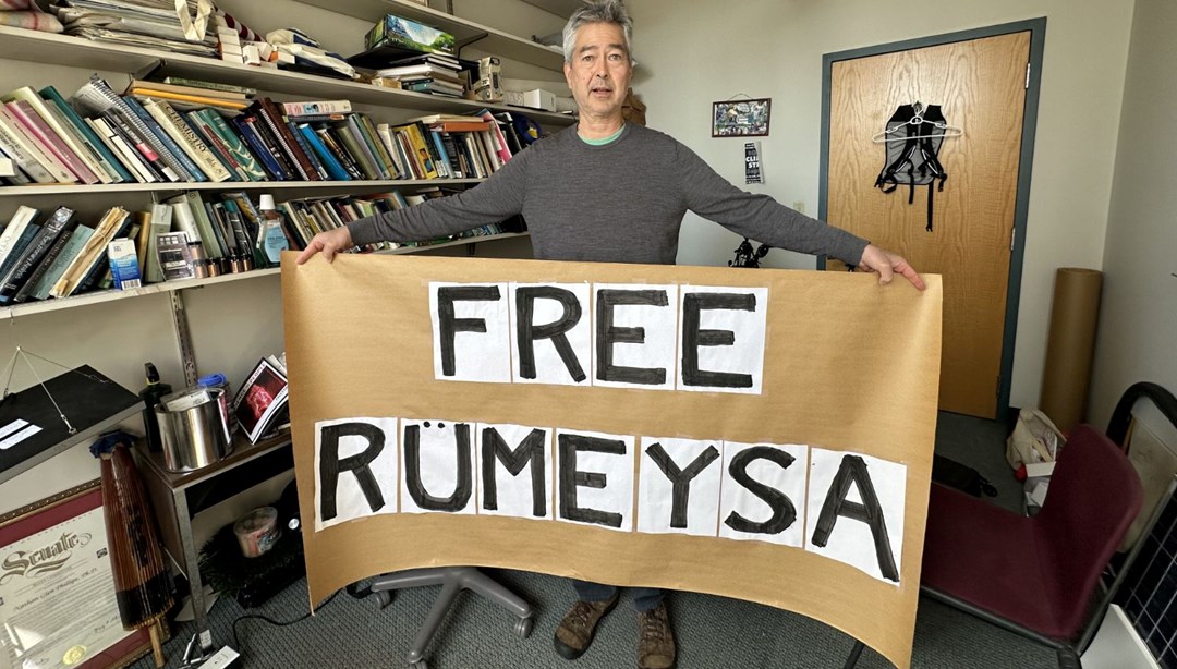 ABD’li profesör, Rümeysa Öztürk için açlık grevine başladı