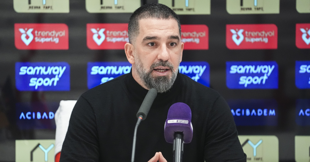 Arda Turan: Elimizde iyi takım olduğunda nasıl oynadığımızı bu ülkeye gösterdik